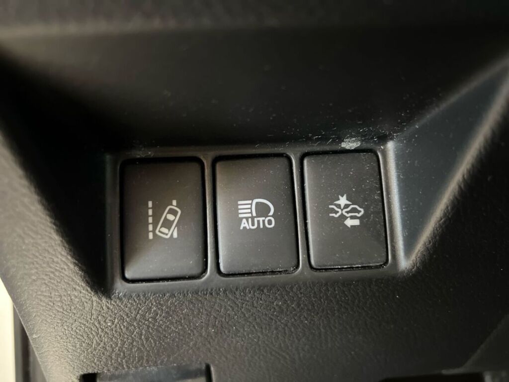 Toyota Yaris 2018 Valkoinen