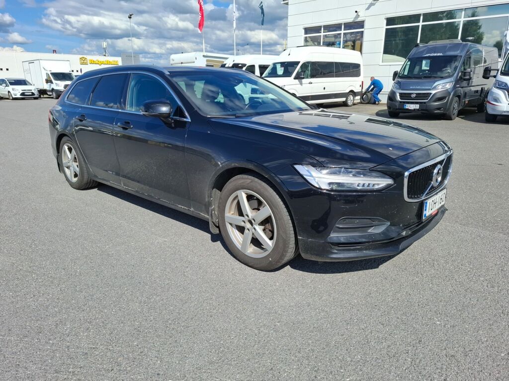 Volvo V90 2018 Musta