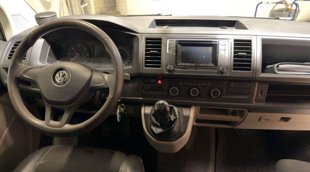 Volkswagen Transporter 2018 Harmaa