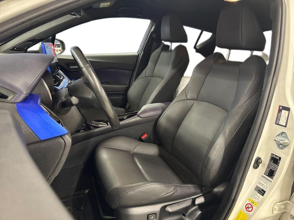 Toyota C-HR 2018 Valkoinen