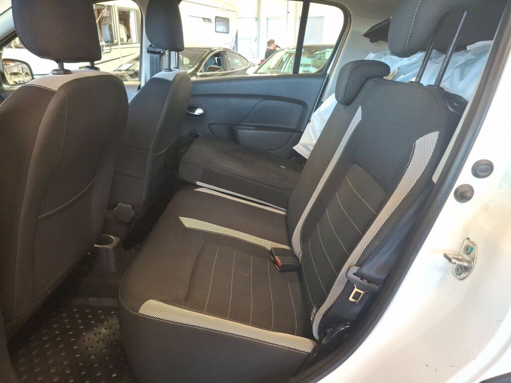 Dacia Sandero 2018 Valkoinen