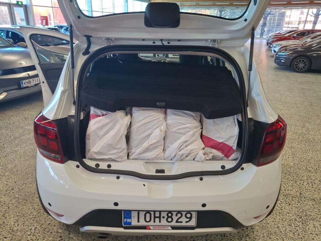 Dacia Sandero 2018 Valkoinen