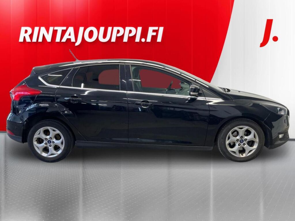 Ford Focus 2018 Musta