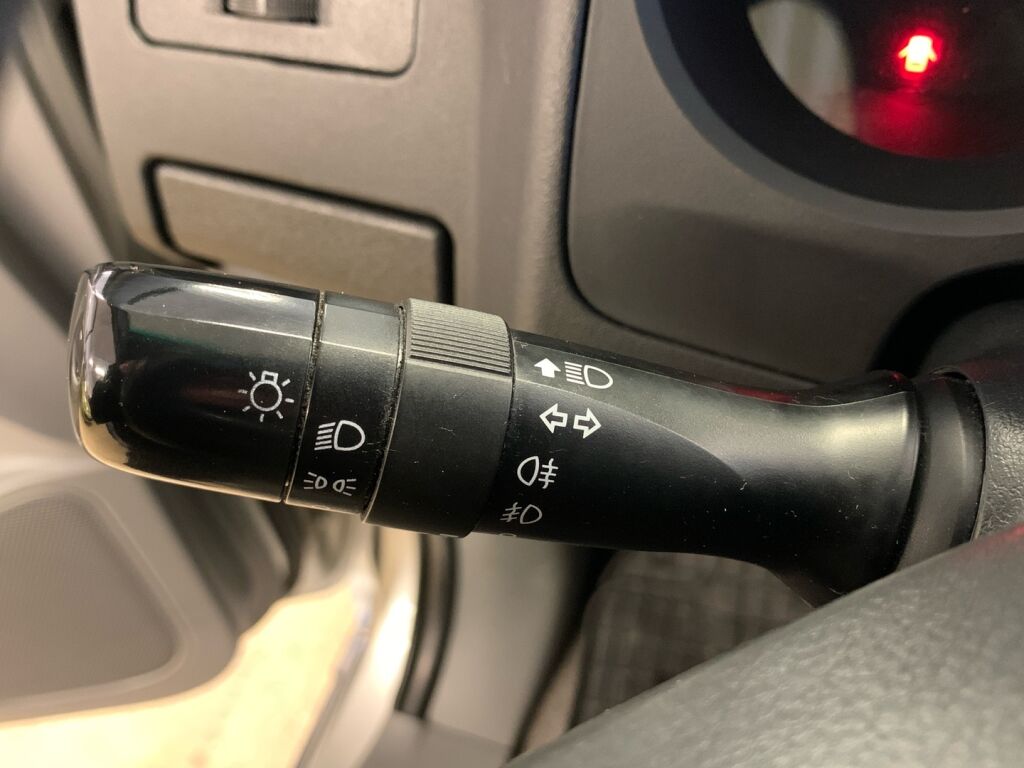 Toyota Hilux 2011 Hopea