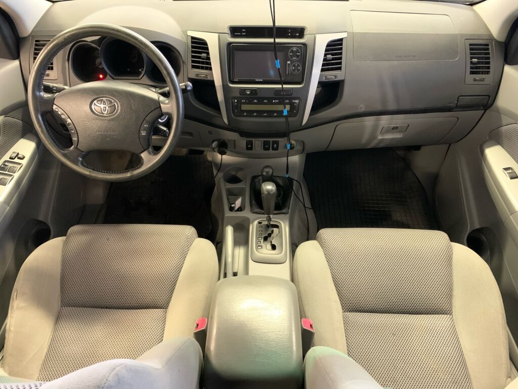 Toyota Hilux 2011 Hopea