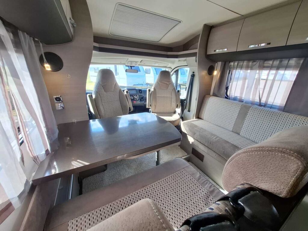 Hobby Optima De Luxe T65 FL 2018 Harmaa