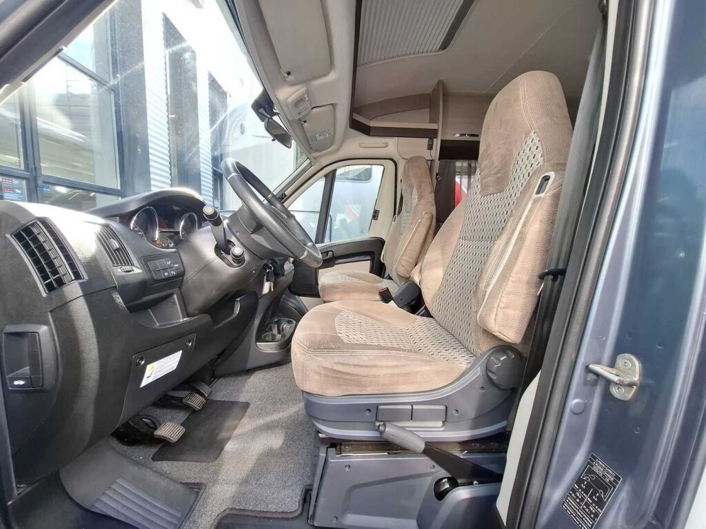 Hobby Optima De Luxe T65 FL 2018 Harmaa