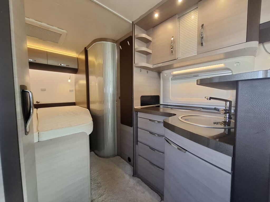 Hobby Optima De Luxe T65 FL 2018 Harmaa