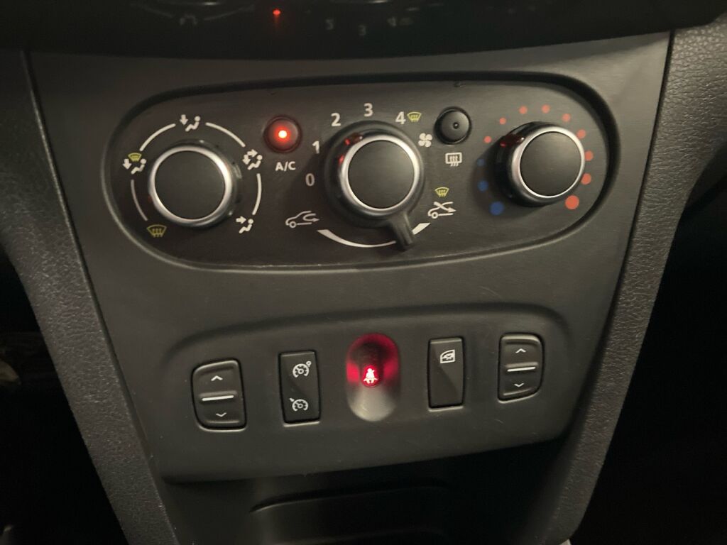 Dacia Logan MCV 2018 Sininen