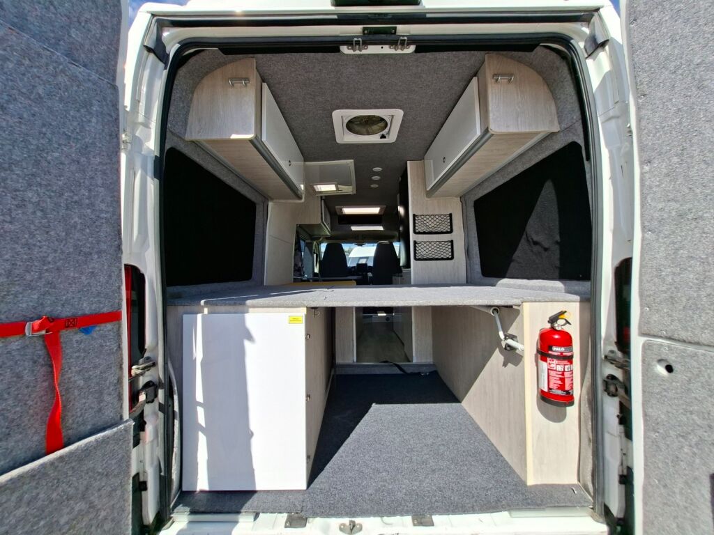 Peugeot Boxer VAN 640 2018 Valkoinen