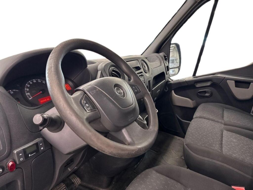 Opel Movano 2018 Valkoinen