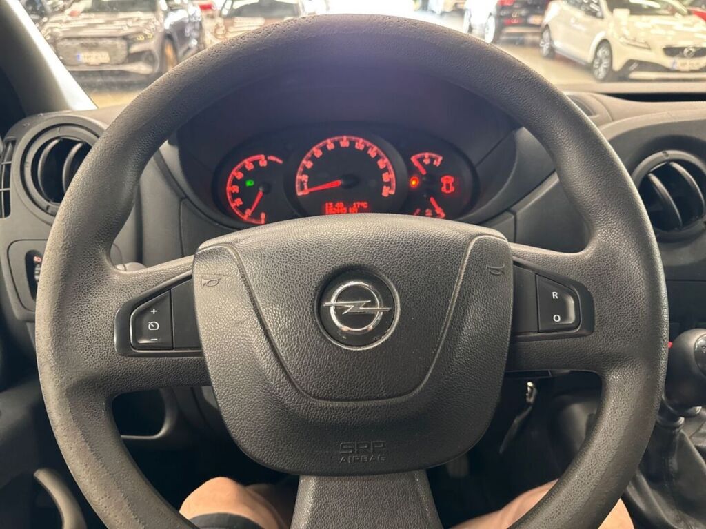 Opel Movano 2018 Valkoinen