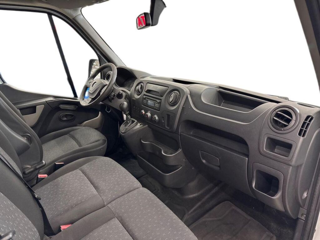 Opel Movano 2018 Valkoinen