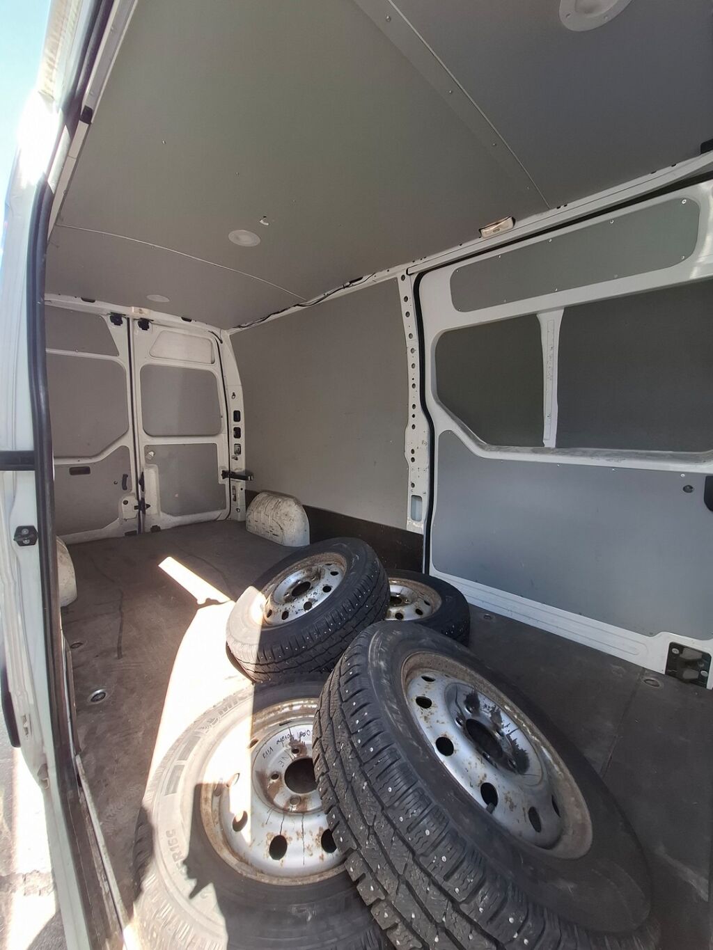 Opel Movano 2018 Valkoinen
