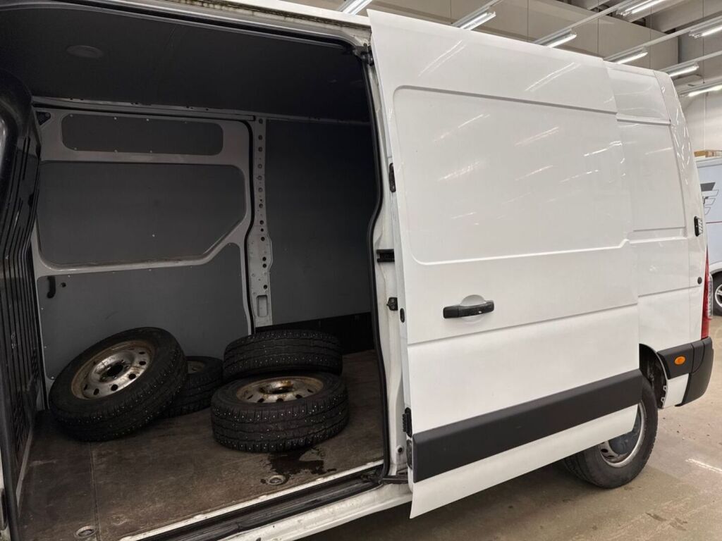 Opel Movano 2018 Valkoinen