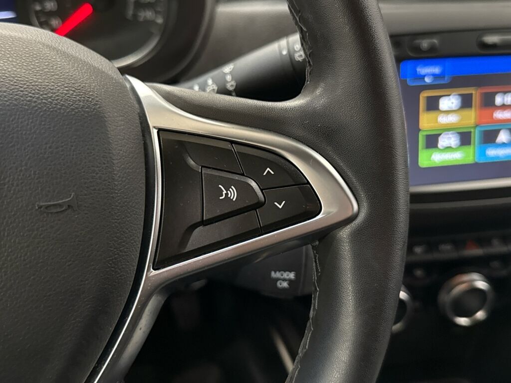 Dacia Duster 2018 Ruskea (beige)