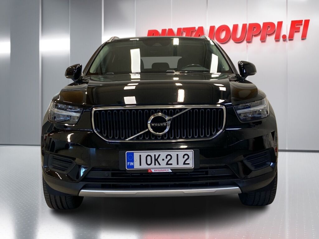 Volvo XC40 2018 Musta