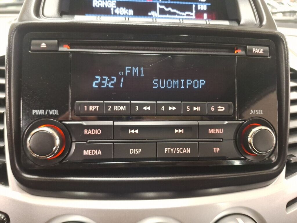 Mitsubishi L200 2014 Valkoinen