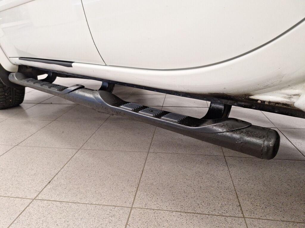 Mitsubishi L200 2014 Valkoinen