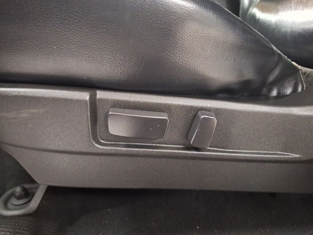 Mitsubishi L200 2014 Valkoinen