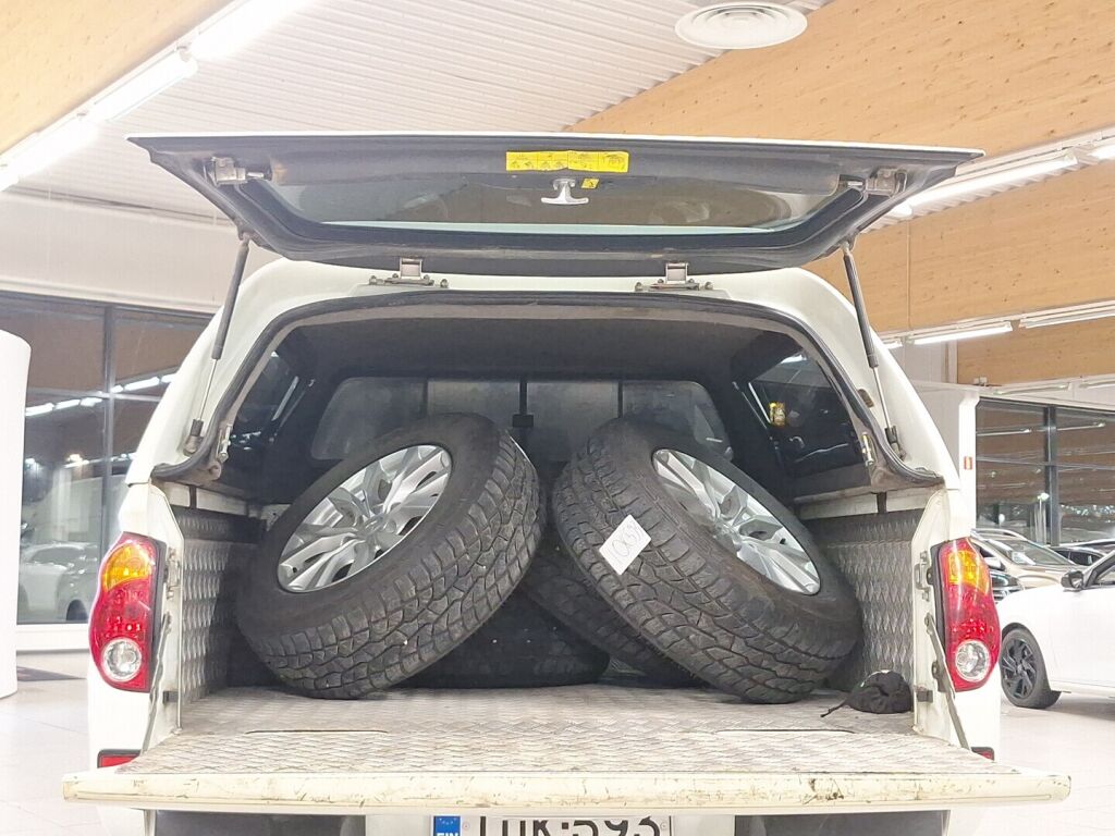 Mitsubishi L200 2014 Valkoinen