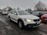 Skoda Octavia 2013 Valkoinen