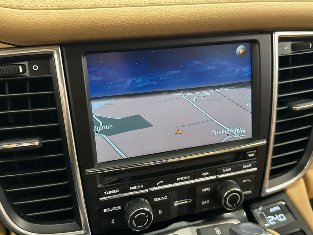 Porsche Panamera 2012 Valkoinen