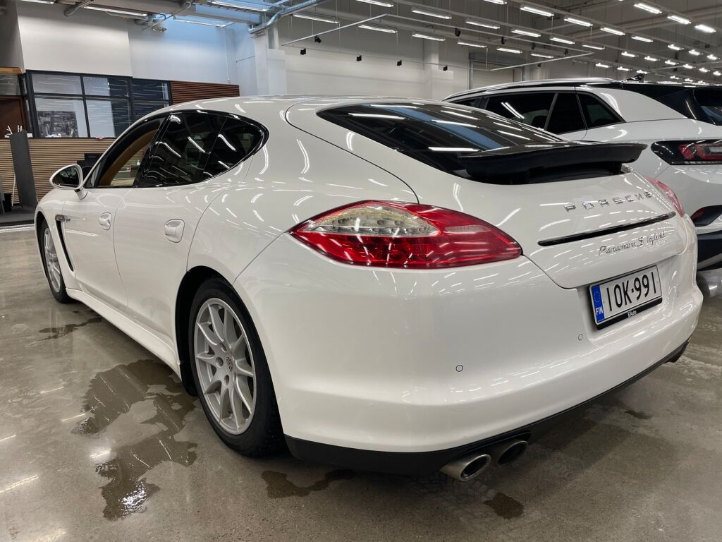 Porsche Panamera 2012 Valkoinen