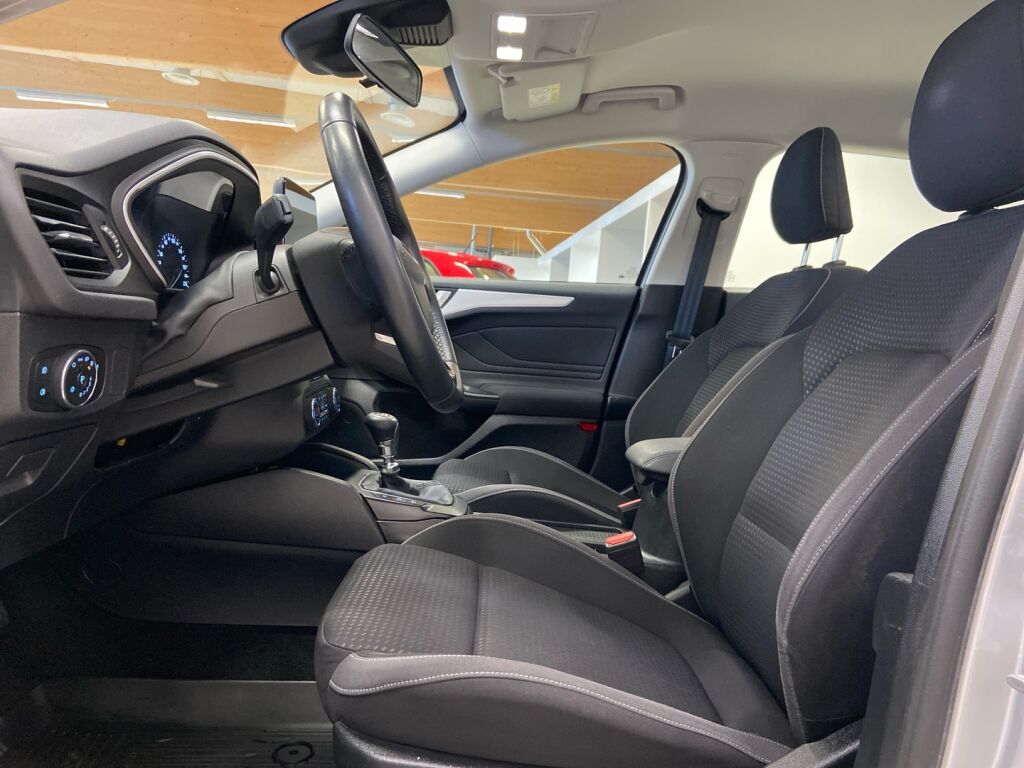 Ford Focus 2019 Harmaa