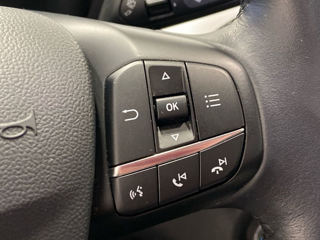 Ford Focus 2019 Harmaa