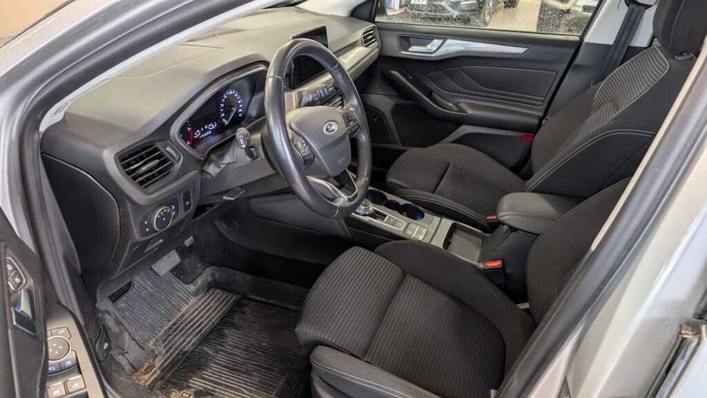Ford Focus 2018 Harmaa