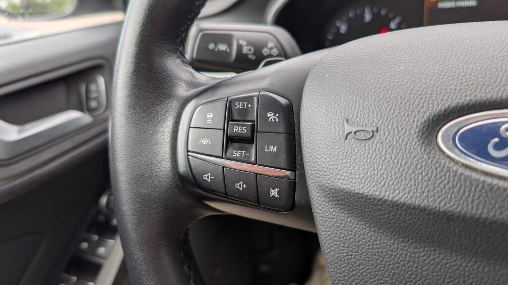 Ford Focus 2018 Harmaa