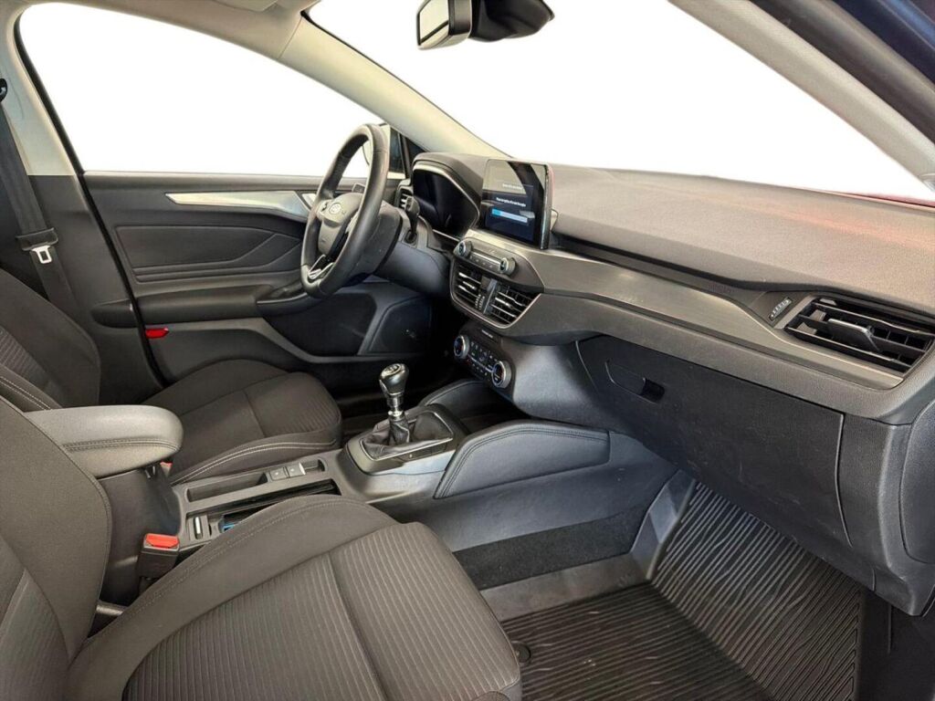 Ford Focus 2019 Sininen