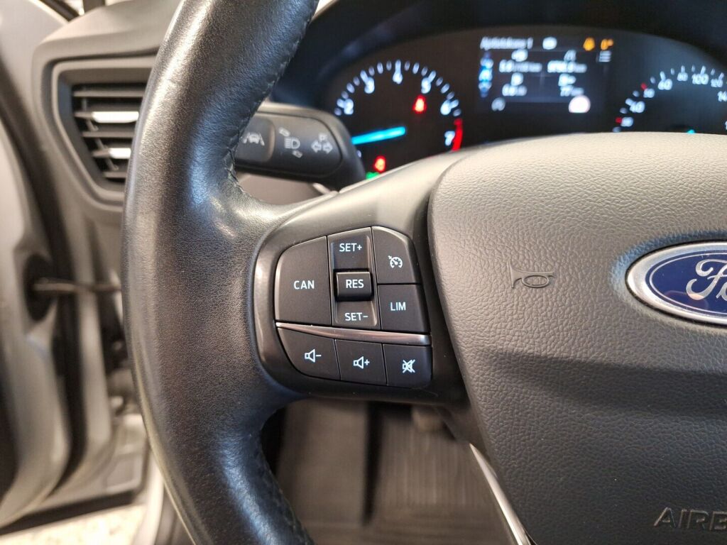 Ford Focus 2019 Harmaa