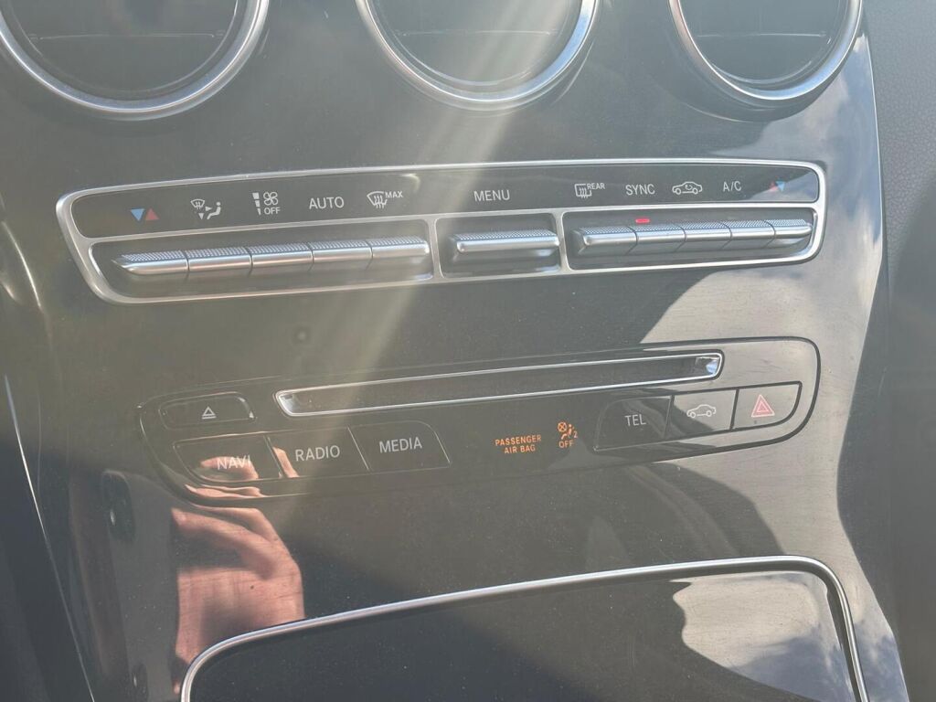 Mercedes-Benz C 2015 Sininen