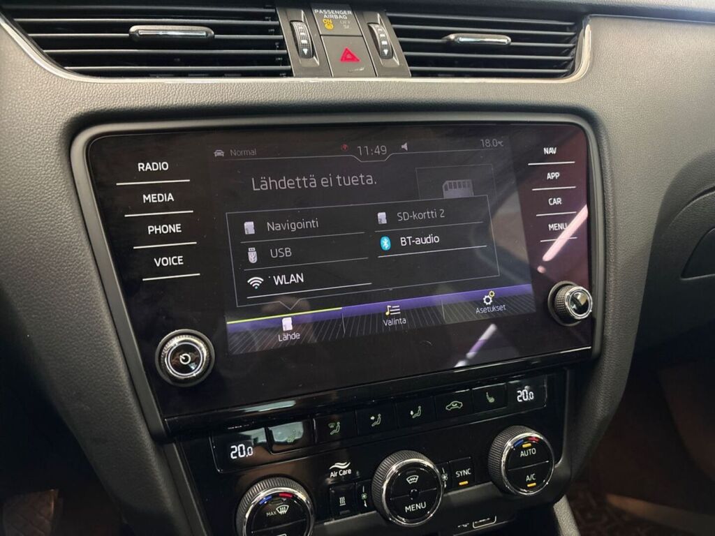 Skoda Octavia 2018 Sininen