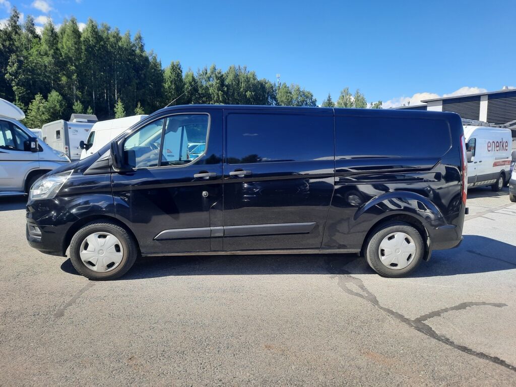 Ford Transit Custom 2018 Musta