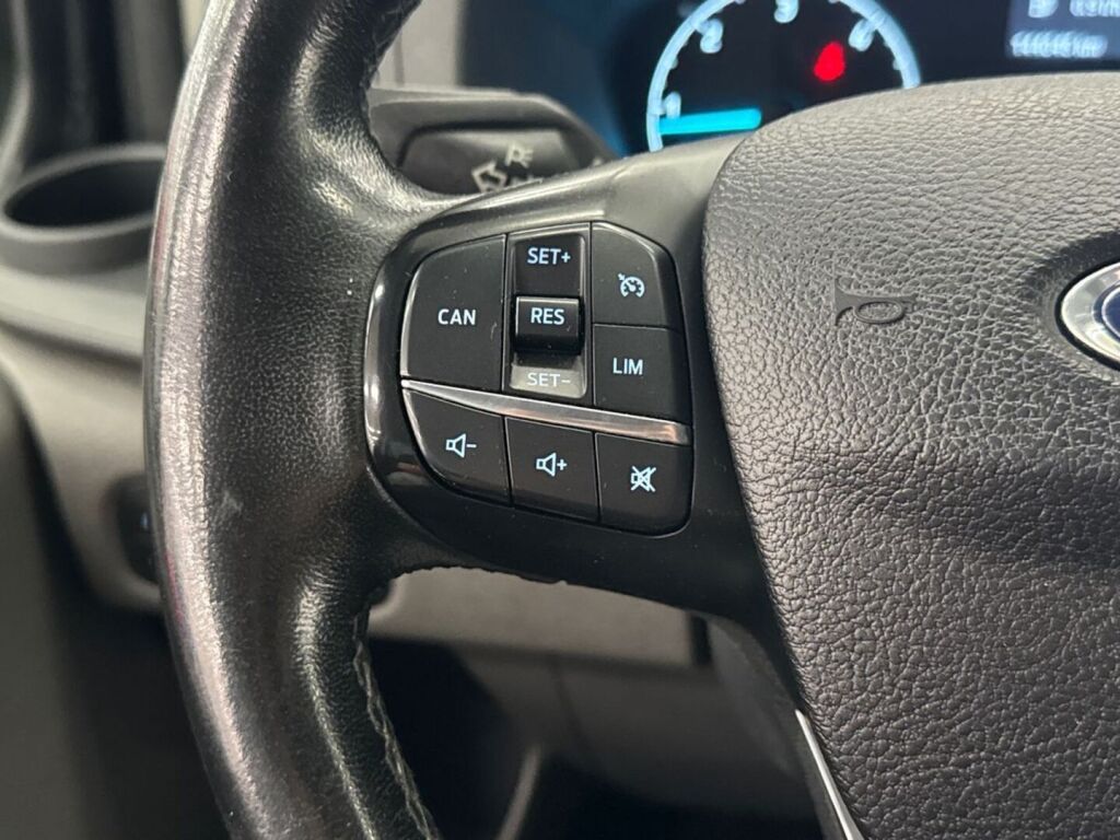 Ford Transit Custom 2018 Musta