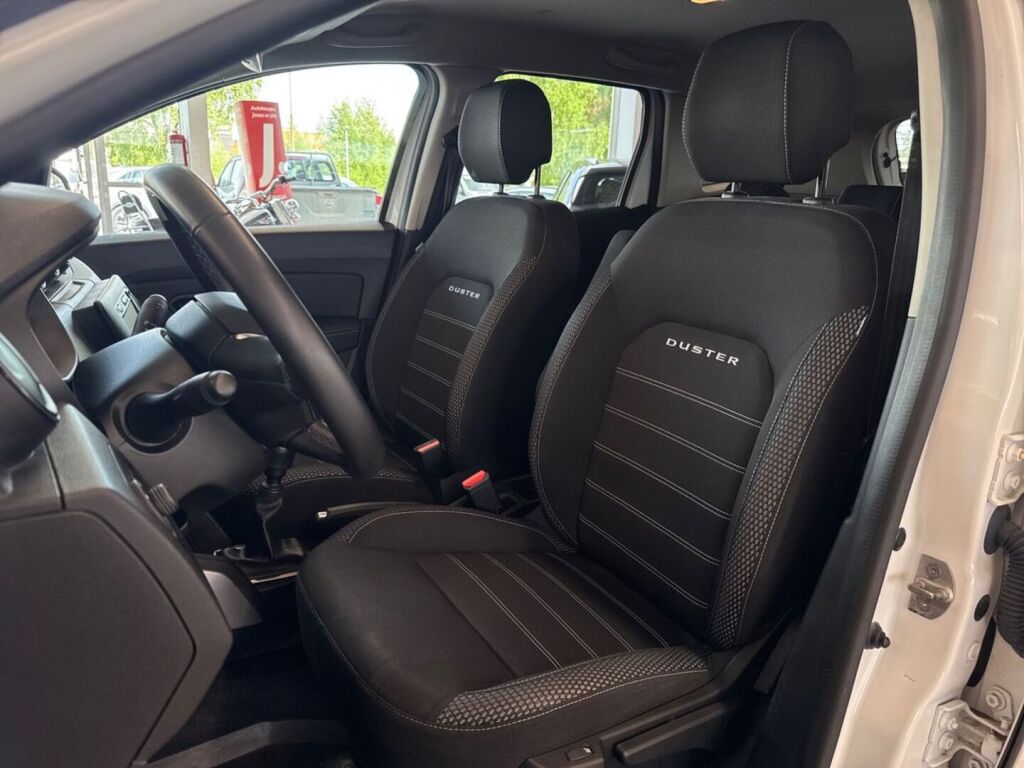 Dacia Duster 2018 Valkoinen