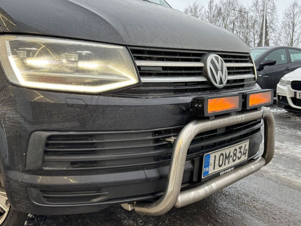Volkswagen Transporter 2018 Musta