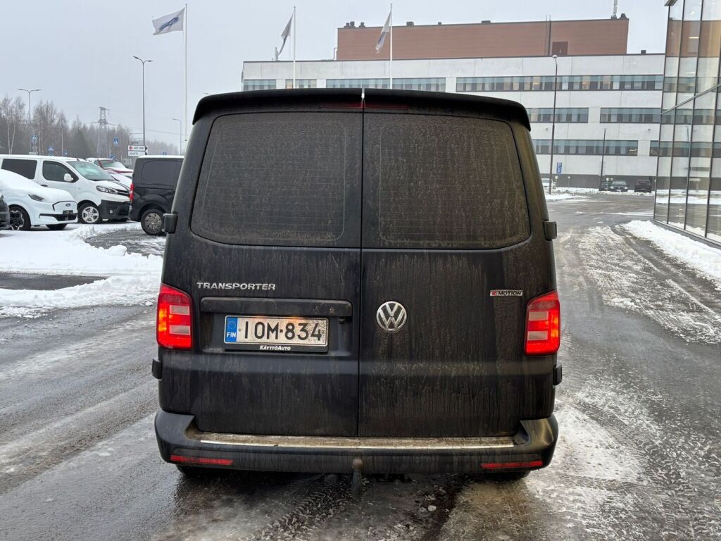 Volkswagen Transporter 2018 Musta
