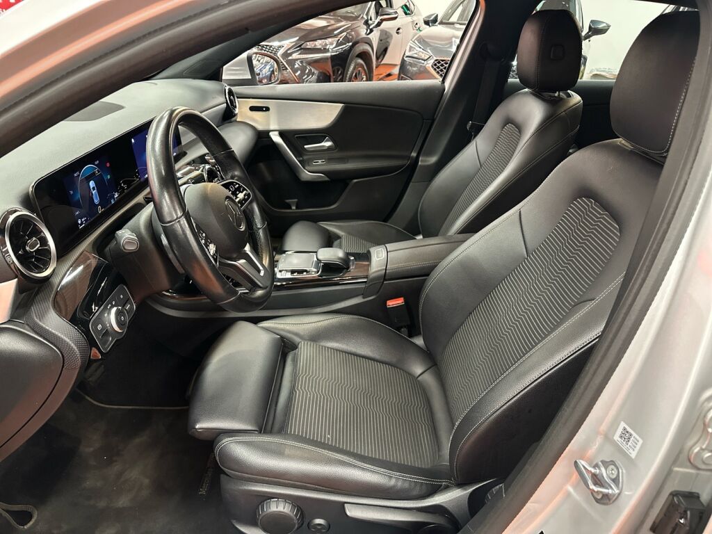 Mercedes-Benz A 2018 Harmaa