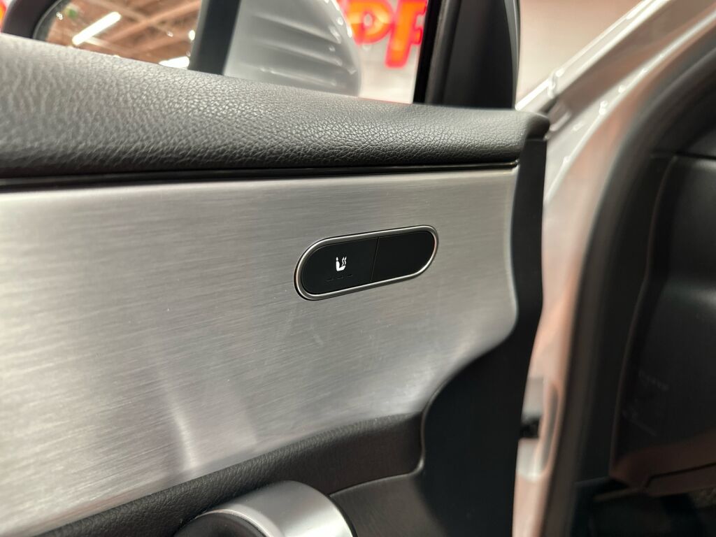 Mercedes-Benz A 2018 Harmaa