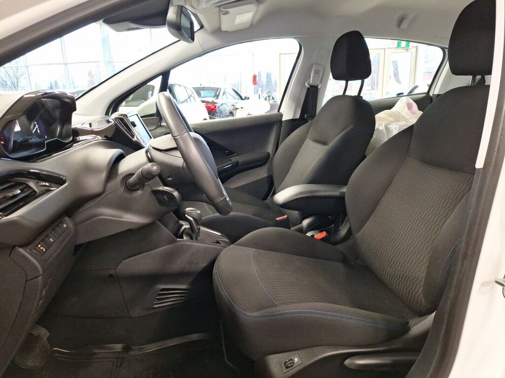 Peugeot 208 2019 Valkoinen