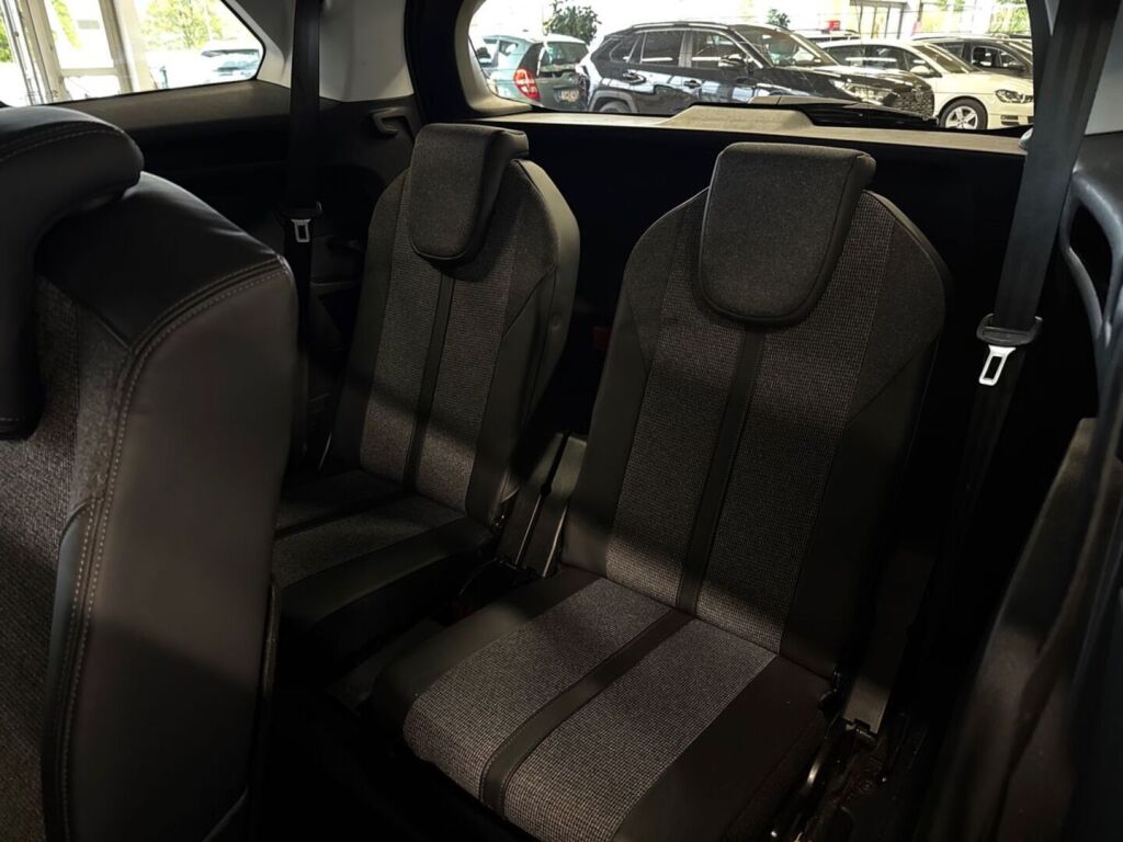 Peugeot 5008 2019 Harmaa