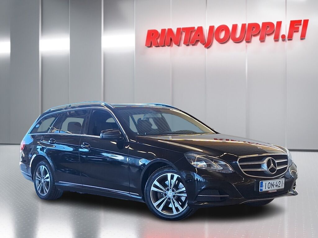 Mercedes-Benz E 2015 Musta