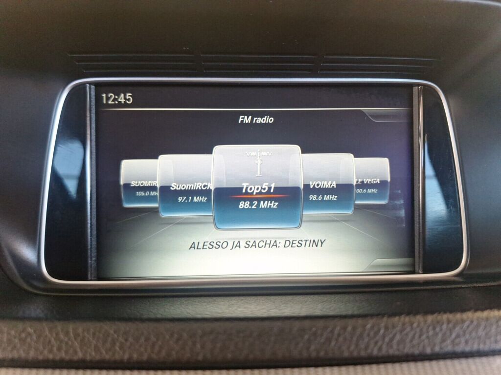Mercedes-Benz E 2015 Musta