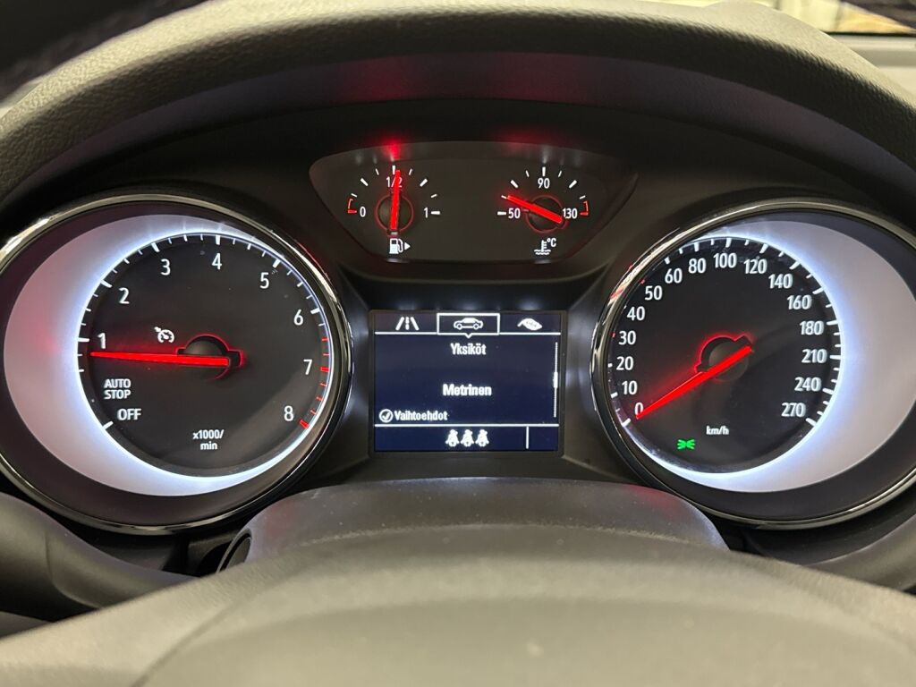 Opel Astra 2019 Valkoinen