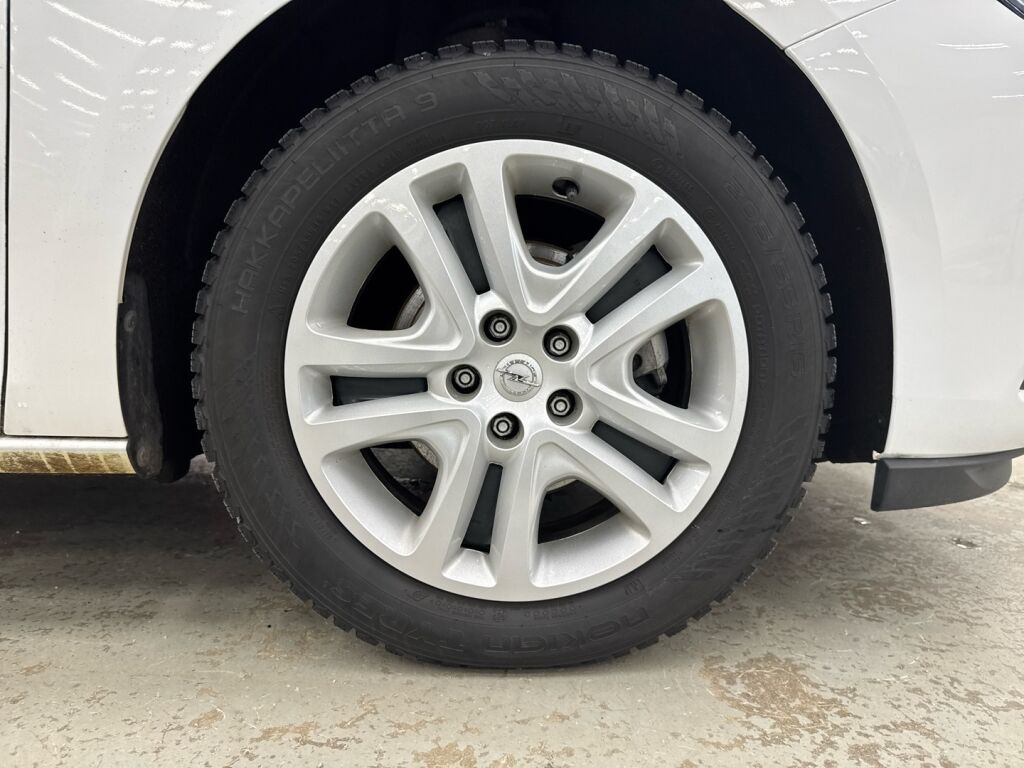 Opel Astra 2019 Valkoinen