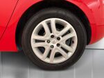 Opel Astra 2018 Punainen